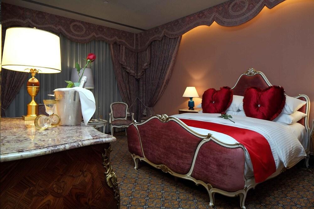 Intercontinental Taif By Ihg Hotel Exterior photo