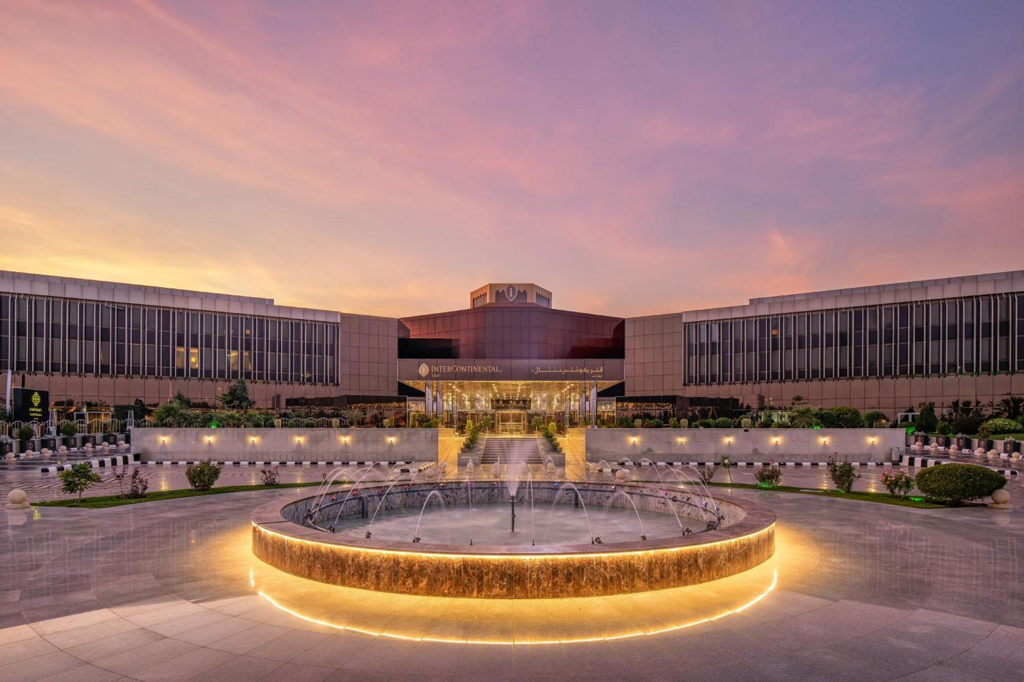 Intercontinental Taif By Ihg Hotel Exterior photo